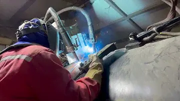 Сварочный аппарат Xionggu на проекте газопровода Запад Восток.